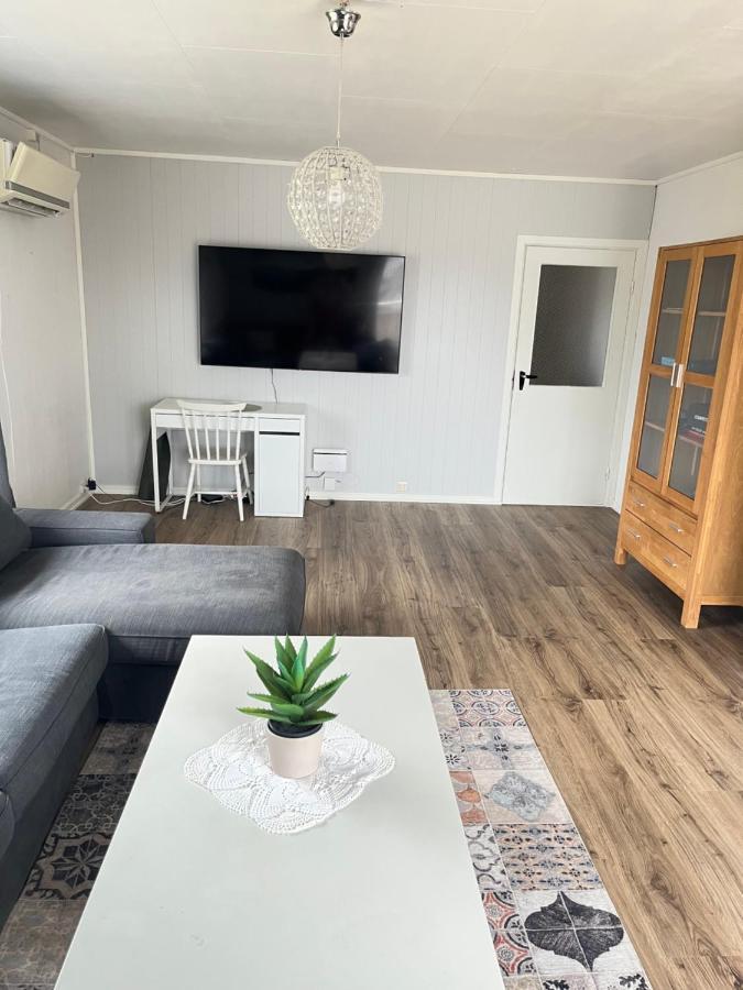 Hus Sentralt I Lofoten Lägenhet Leknes Exteriör bild